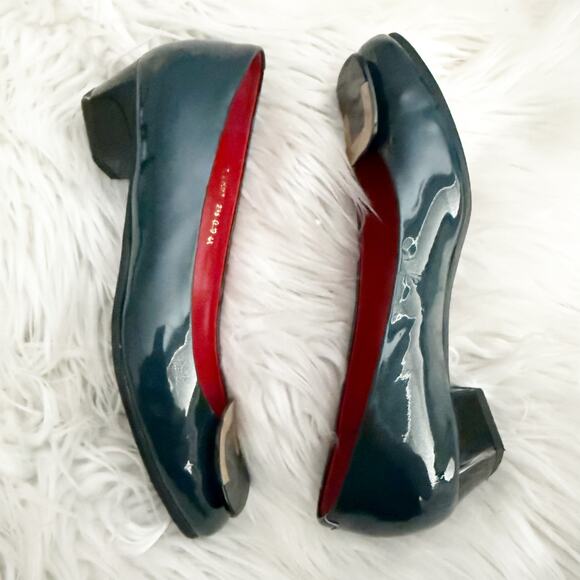 MILLIE'S | Navy Blue Patent Leather Loafer Slip-on Tan Buckle | Size 235, US 7 - Picture 8 of 11